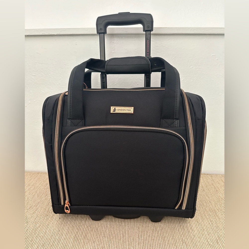 LONDON FOG Bromley 15-Inch Under The Seat Bag, Black & Rose Gold
